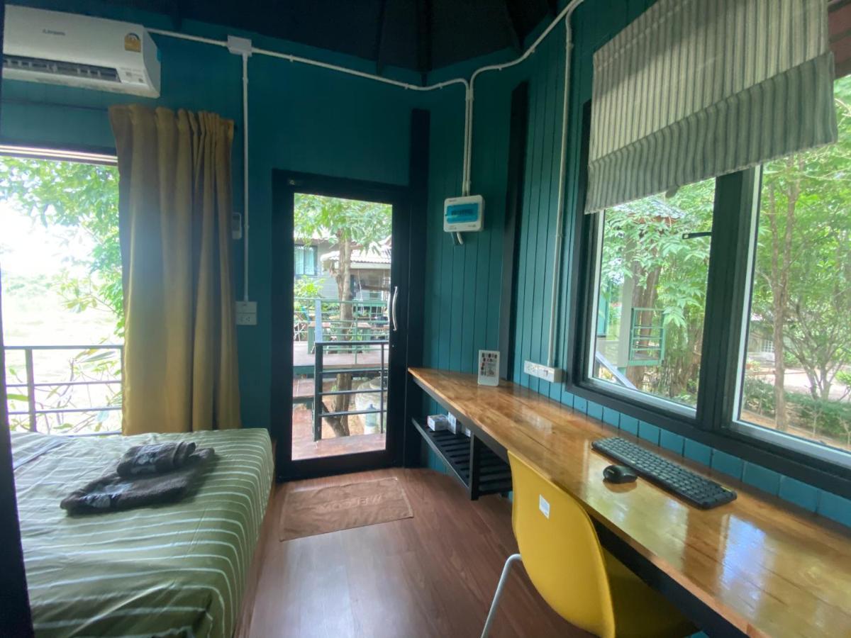 Jung Ja Hut Hotel Ban Huai Maenam Noi Buitenkant foto